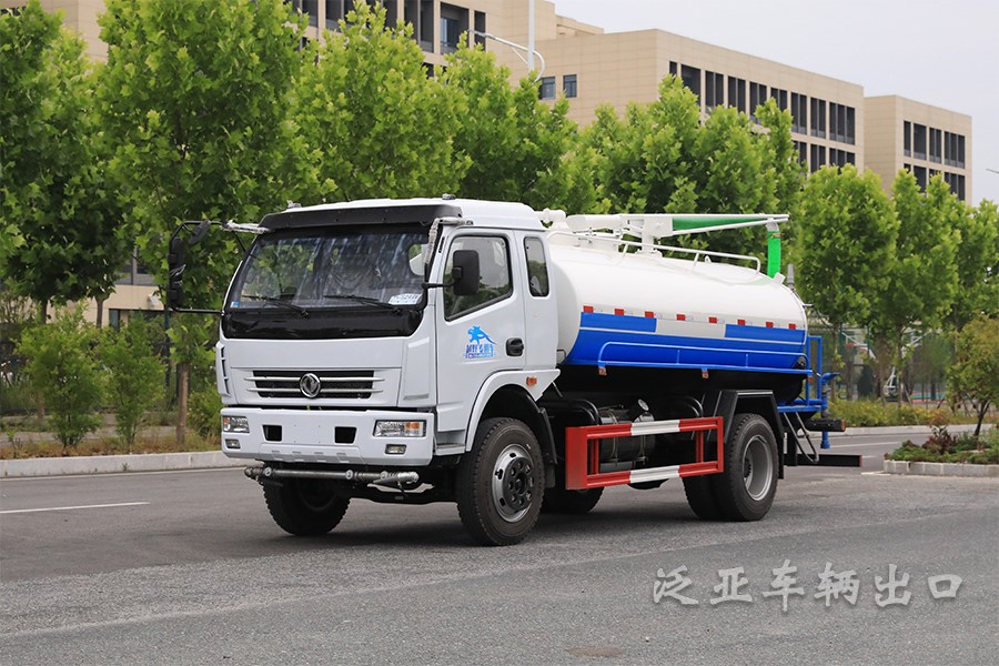 东风轻卡8方吸粪车污水处理市政环卫车
